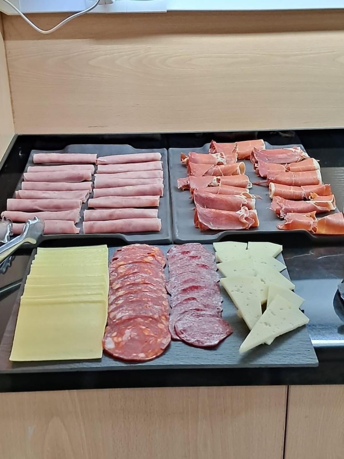 Hostal Fronton Alcobendas Esterno foto
